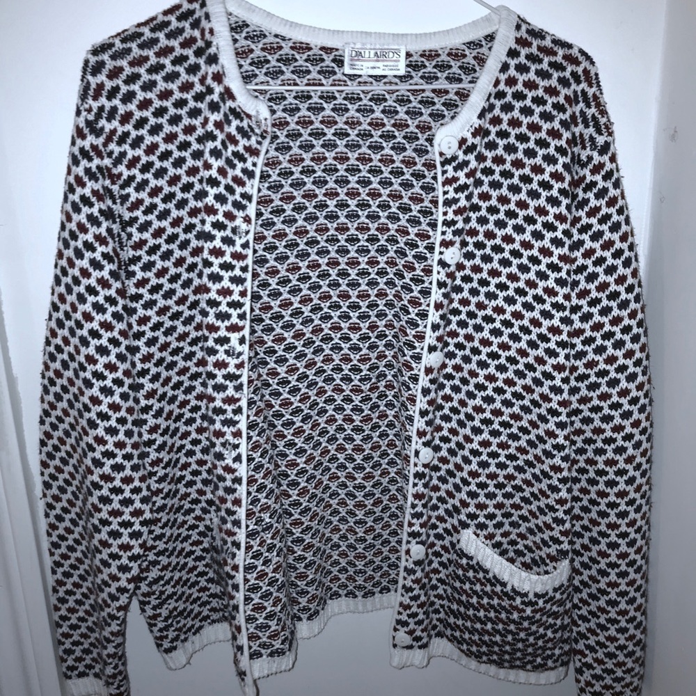 Vintage retro old school knitted granny sweater